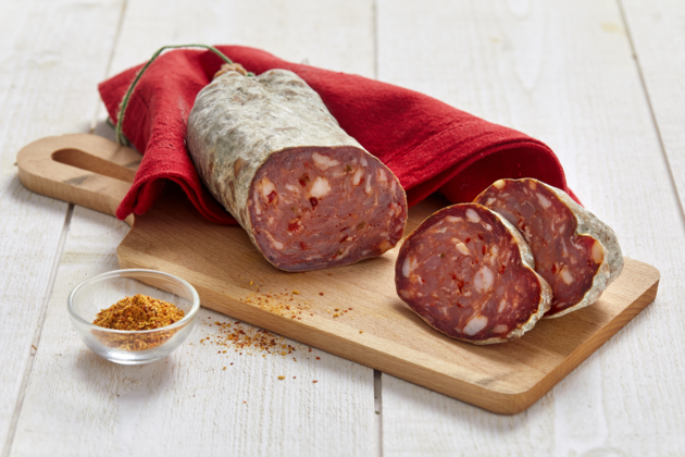 Saucisson sec au piment d'Espelette Saucisson sec au piment d'Espelette